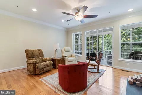 Living - 38 Derby Dr, La Plata, MD 20646 photo 5 of 6