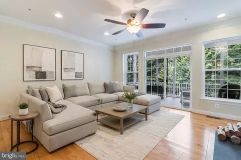 Living - 38 Derby Dr, La Plata, MD 20646 photo 4 of 6