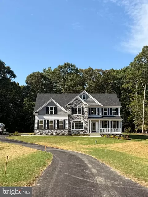 7902 George Cary Ct, La Plata, MD 20646