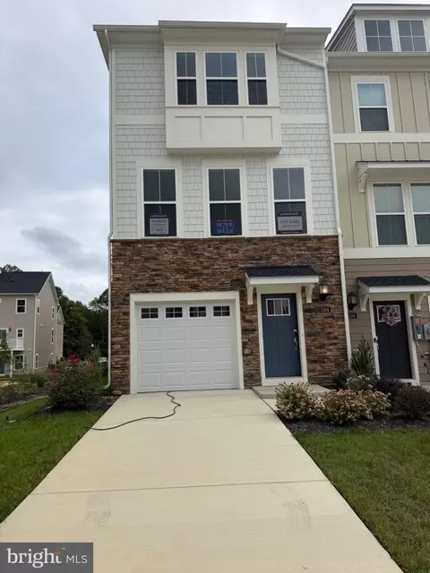 Undisclosed, White Plains, MD 20695