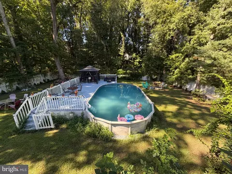 Exterior - 11519 Timberbrook Dr, Waldorf, MD 20601 photo 4 of 9