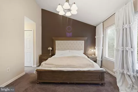 Bedroom - 6200 Gopher Ct, Waldorf, MD 20603 photo 2 of 6