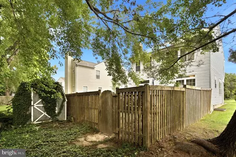 Exterior - 6200 Gopher Ct, Waldorf, MD 20603 photo 4 of 7