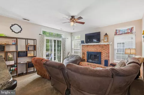 Living - 6200 Gopher Ct, Waldorf, MD 20603 photo 1 of 1