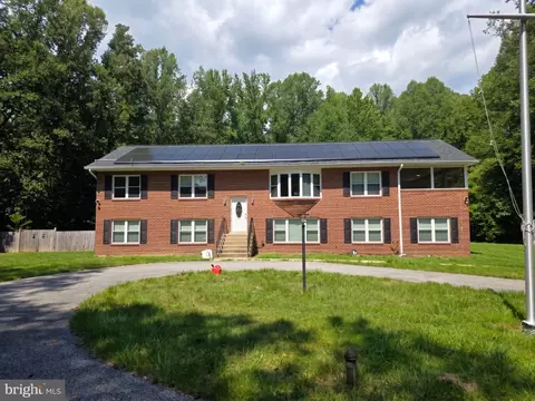 6315 Hidden Valley Dr, La Plata, MD 20646