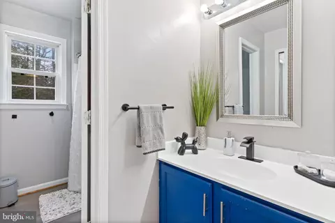 Bath - 3148 Guildcrest Ct, Waldorf, MD 20602 photo 1 of 4