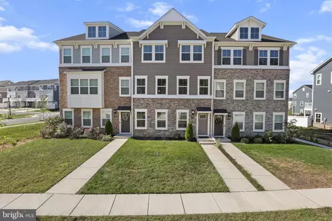 11197 Conway Pl, White Plains, MD 20695