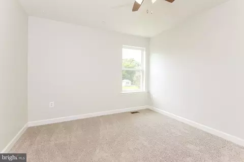 Bedroom - 17 Stuart Ct, Indian Head, MD 20640 photo 2 of 3