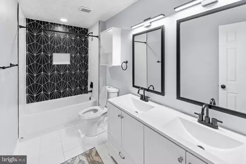 Bath - 51 Keepsake Pl, Waldorf, MD 20602 photo 1 of 1
