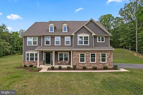16467 Catherine Woods Ct, Hughesville, MD 20637