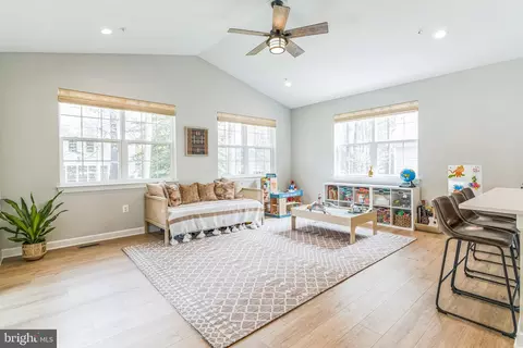 Entry Way - 14720 Locust Ct, Issue, MD 20645 photo 1 of 8