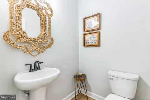 Entry Way - 14720 Locust Ct, Issue, MD 20645 photo 6 of 8