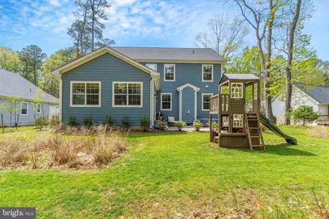 Exterior - 14720 Locust Ct, Issue, MD 20645 photo 8 of 12