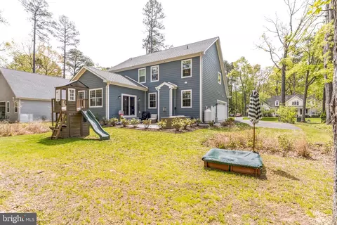 Exterior - 14720 Locust Ct, Issue, MD 20645 photo 9 of 12