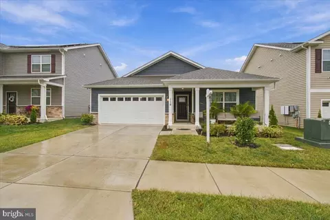116 Enchanted Ln, La Plata, MD 20646