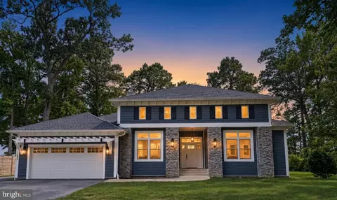 15581 Potomac River Dr, Cobb Island, MD 20625