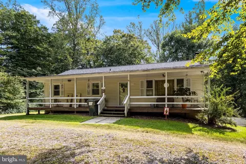 6940 Bucktown, Hughesville, MD 20637