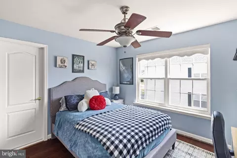 Bedroom - 2994 Devonfield Ave, Waldorf, MD 20603 photo 5 of 13