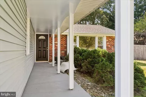 Exterior - 5614 Daniel Cir, Waldorf, MD 20601 photo 7 of 14