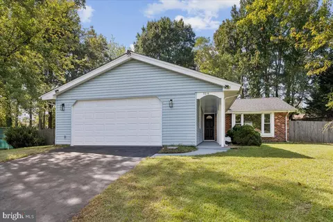 Exterior - 5614 Daniel Cir, Waldorf, MD 20601 photo 5 of 14