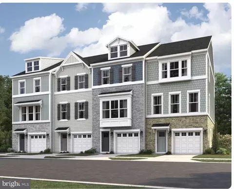 5533 Marksburg Pl, White Plains, MD 20695
