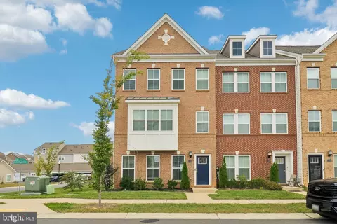 11529 Charlotte Bronte Ln, White Plains, MD 20695