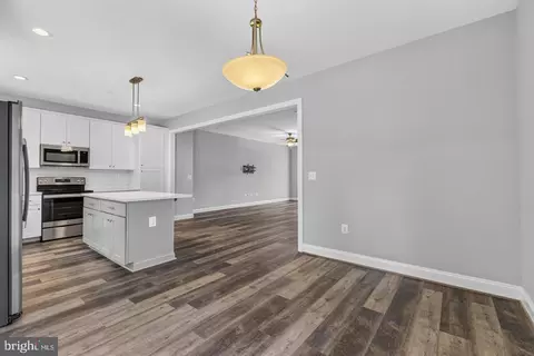 Entry Way - 1038 Rye Dr, La Plata, MD 20646 photo 3 of 7