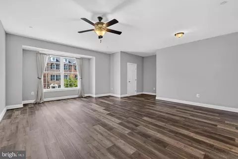 Living - 1038 Rye Dr, La Plata, MD 20646 photo 2 of 3