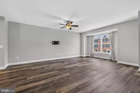 Living - 1038 Rye Dr, La Plata, MD 20646 photo 3 of 3