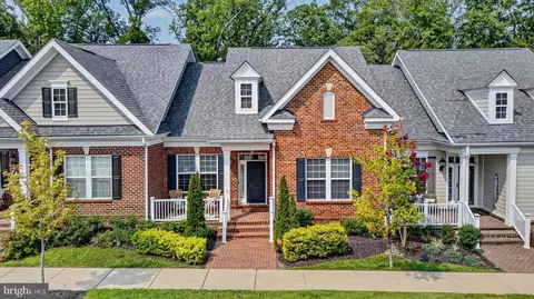 376 Buckeye Cir, La Plata, MD 20646