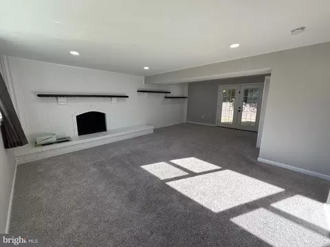 Living - 1921 Michael Rd, Waldorf, MD 20601 photo 5 of 8