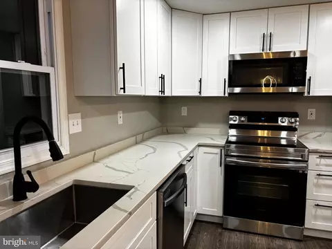 Kitchen - 1921 Michael Rd, Waldorf, MD 20601 photo 4 of 4