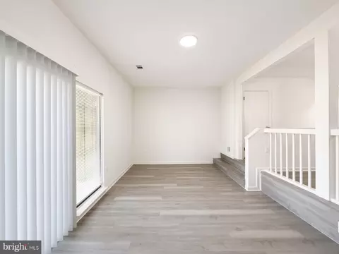 Living - 11 Keepsake Pl, Waldorf, MD 20602 photo 2 of 3