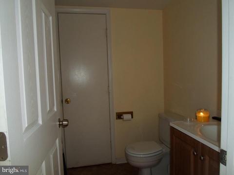 4389 Eagle Ct, Waldorf, MD 20603 photo 10