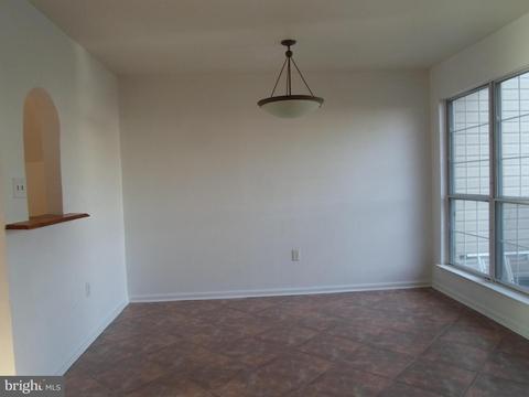 4389 Eagle Ct, Waldorf, MD 20603 photo 4