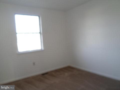 4389 Eagle Ct, Waldorf, MD 20603 photo 8
