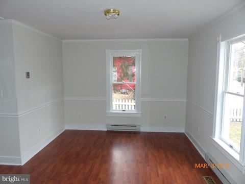 217 S 2nd St, Denton, MD 21629 photo 16