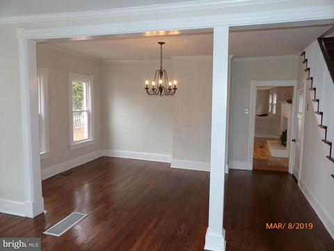 217 S 2nd St, Denton, MD 21629 photo 5