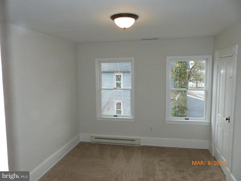 217 S 2nd St, Denton, MD 21629 photo 7