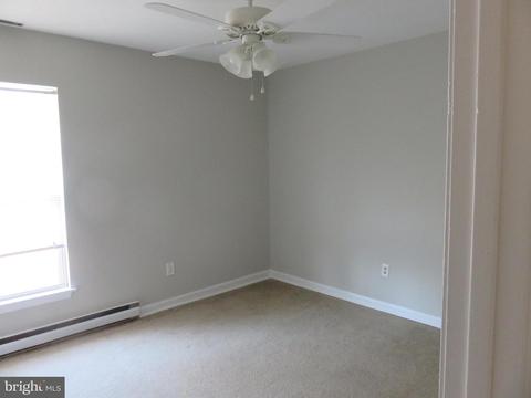 403 Caroline St, Denton, MD 21629 photo 10