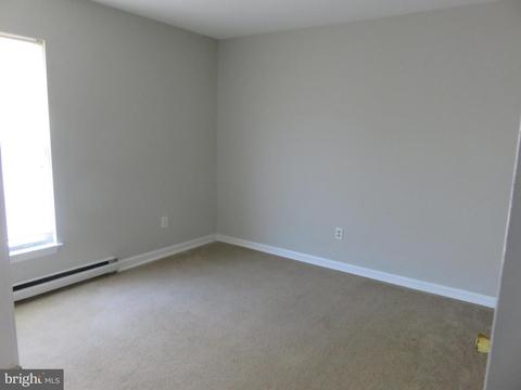 403 Caroline St, Denton, MD 21629 photo 9