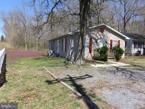 403 Caroline St, Denton, MD 21629 photo 2