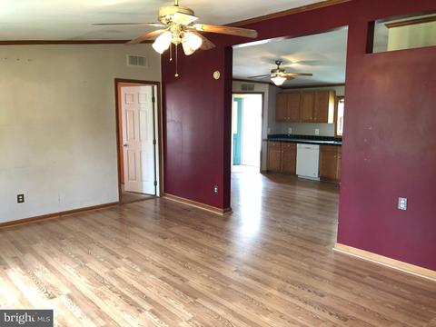 9386 Mike St, Denton, MD 21629 photo 2