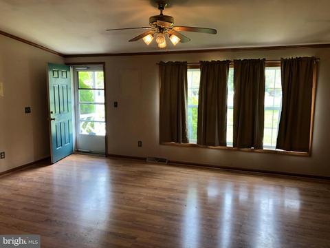 9386 Mike St, Denton, MD 21629 photo 3