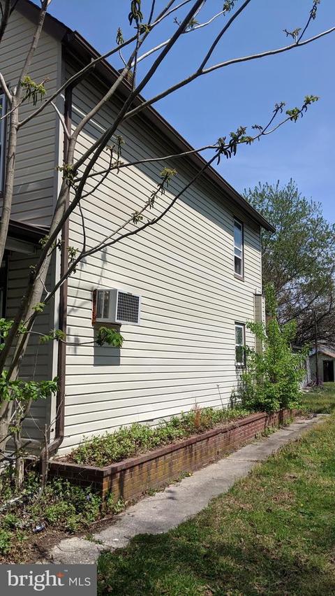 208 Maple Ave, Ridgely, MD 21660 photo 2