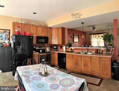 1302 Chesapeake Dr, Denton, MD 21629 photo 13