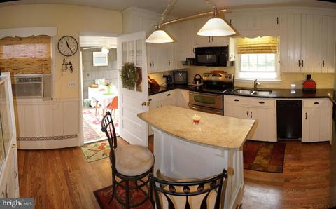 201 E 1st St, Ridgely, MD 21660 photo 9