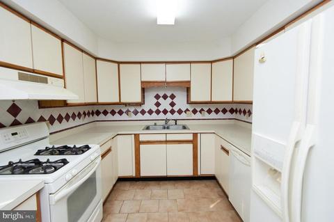 8202 Circle Ct, Denton, MD 21629 photo 4