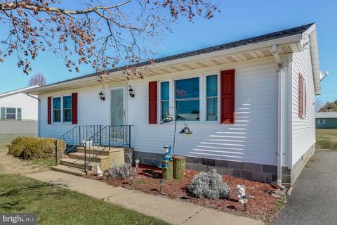10 N Central Ave, Ridgely, MD 21660 photo 2