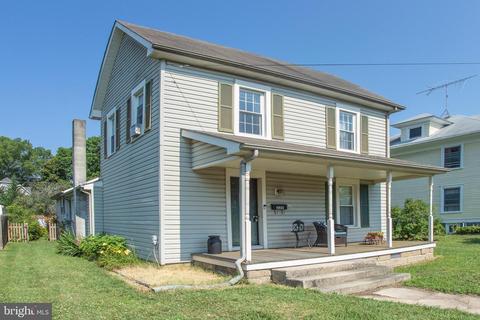 220 S 3rd St, Denton, MD 21629 photo 2
